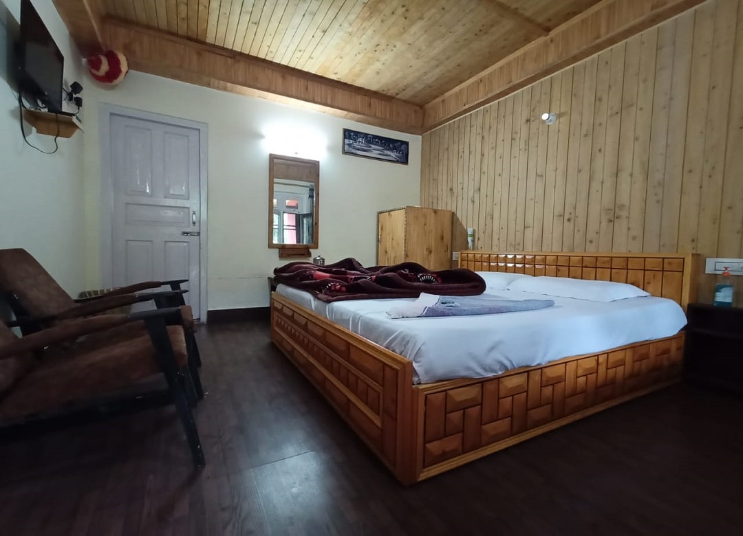 Gautam Guest House - Tap to explore photos