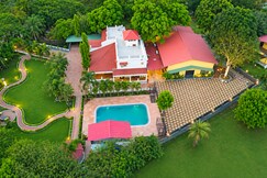 TGI INSIGNIA RESORT AND VILLAS
