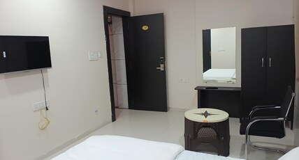 Hotel Rukmani Palace Room Type - Family 4 bedded AC room