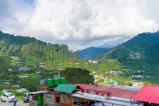 Hotel Vishhramika Grand View - Tap to explore photos