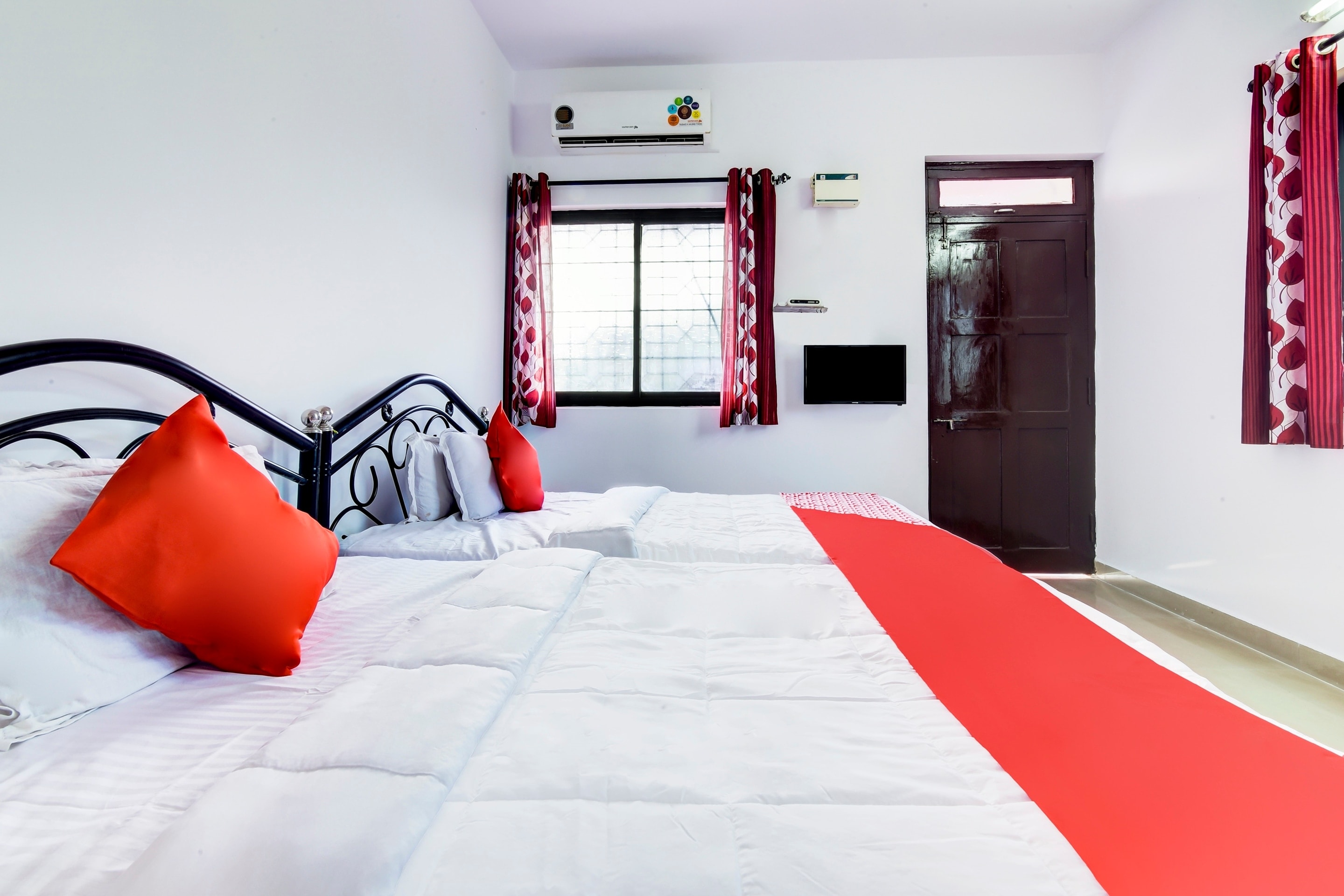 Hotel O Omkar Guest House Near Immaculate Conception Church - Tap to explore photos