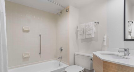 Spark by Hilton Grand Prairie Room Type - 2 QUEEN BEDS