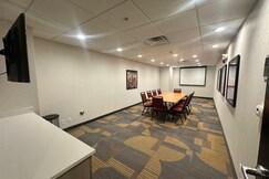 Rooms of ${hotel_name}