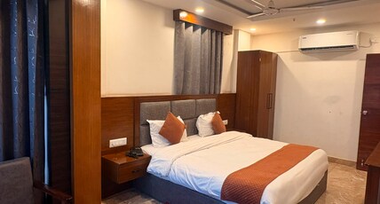 MR Residency Best Stay In Dehradun Room Type - Deluxe Room