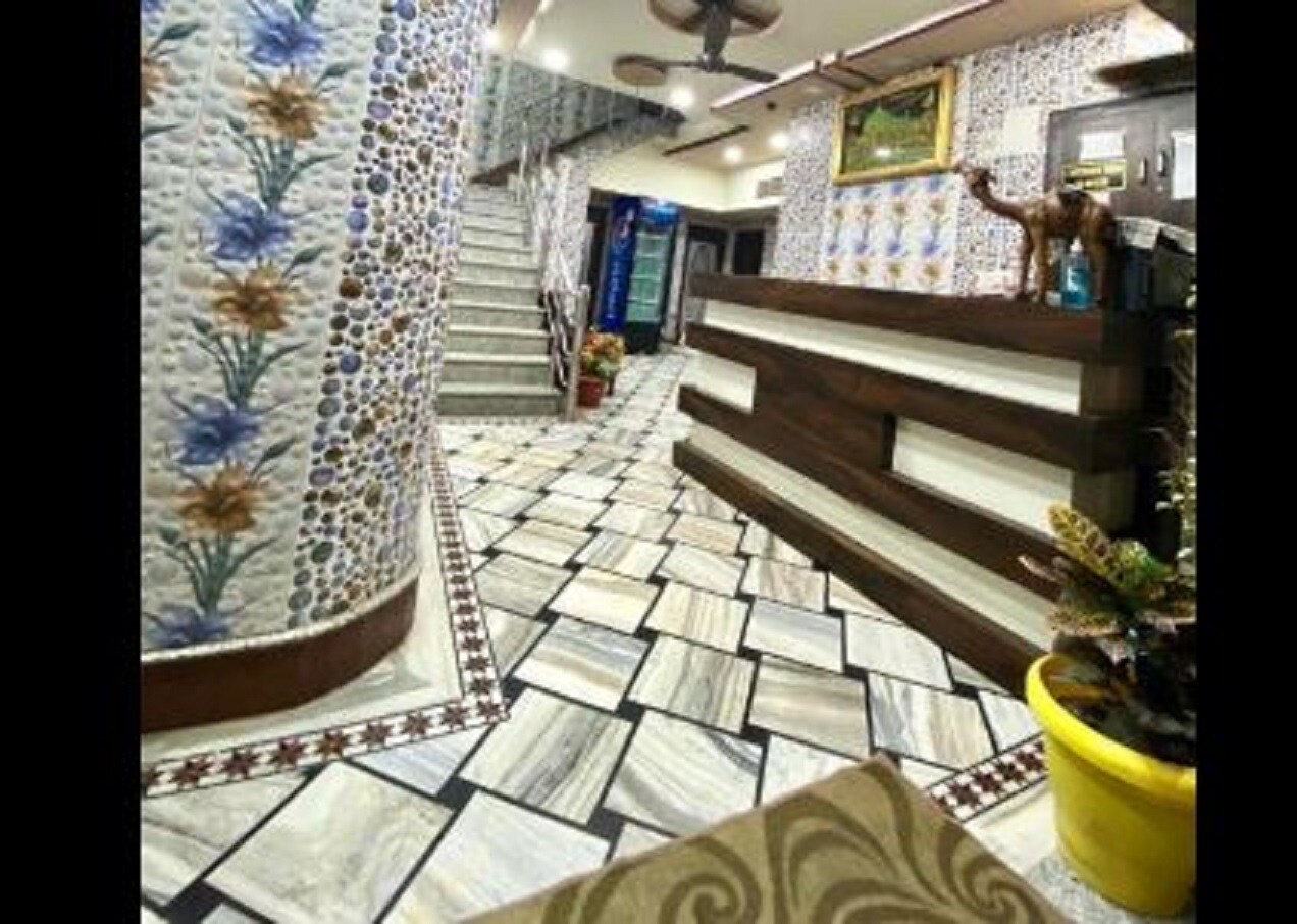 Hotel Alizam Palace (35 Mtrs from Dargah) - Tap to explore photos