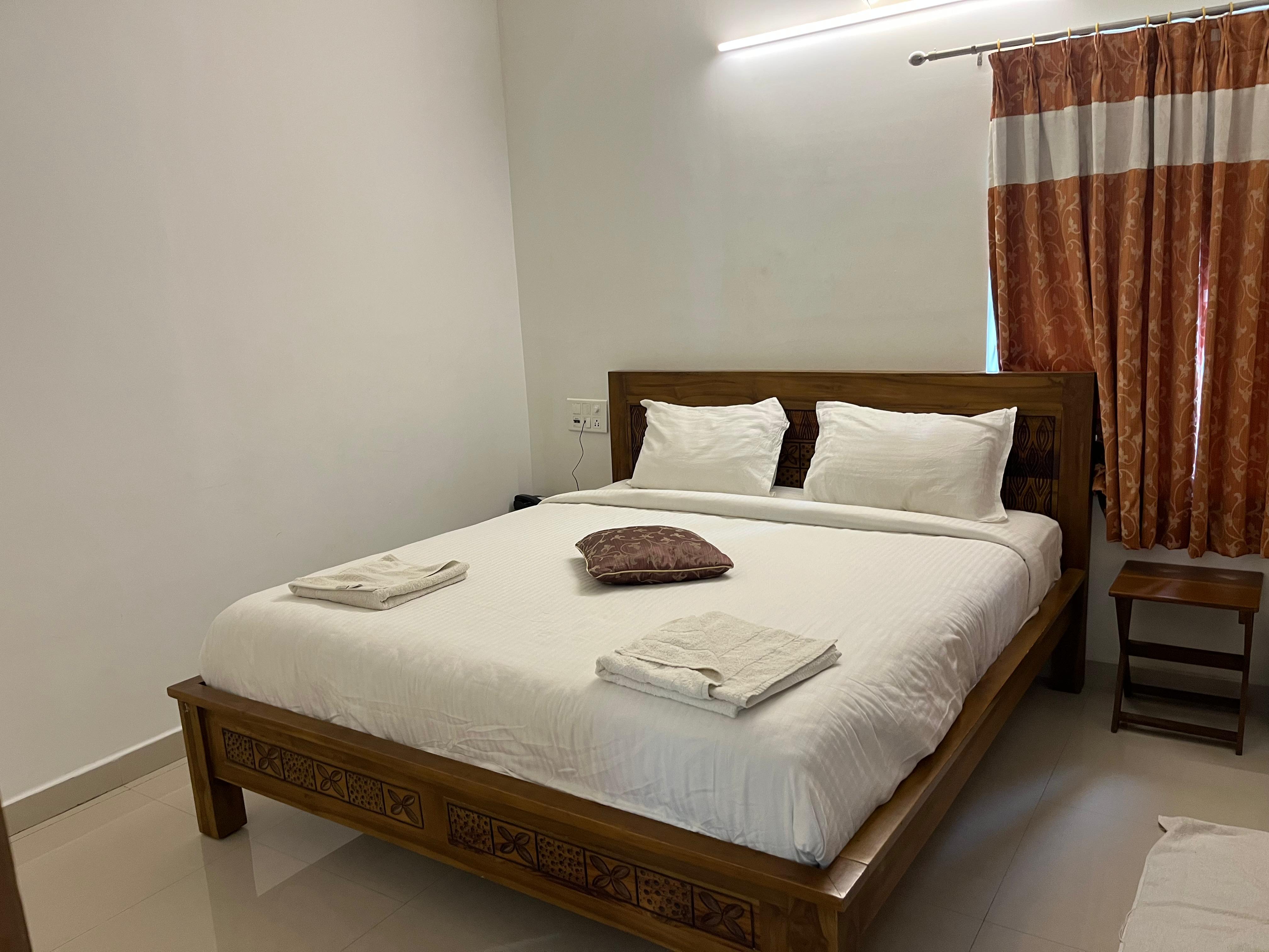 GRAND ROYALE RESORTS - Tap to explore photos