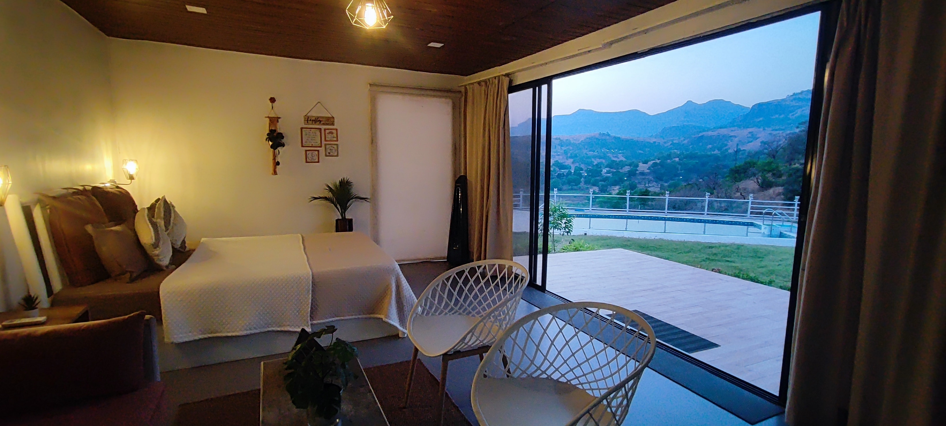 Cucubanos 4bhk Villa - Tap to explore photos