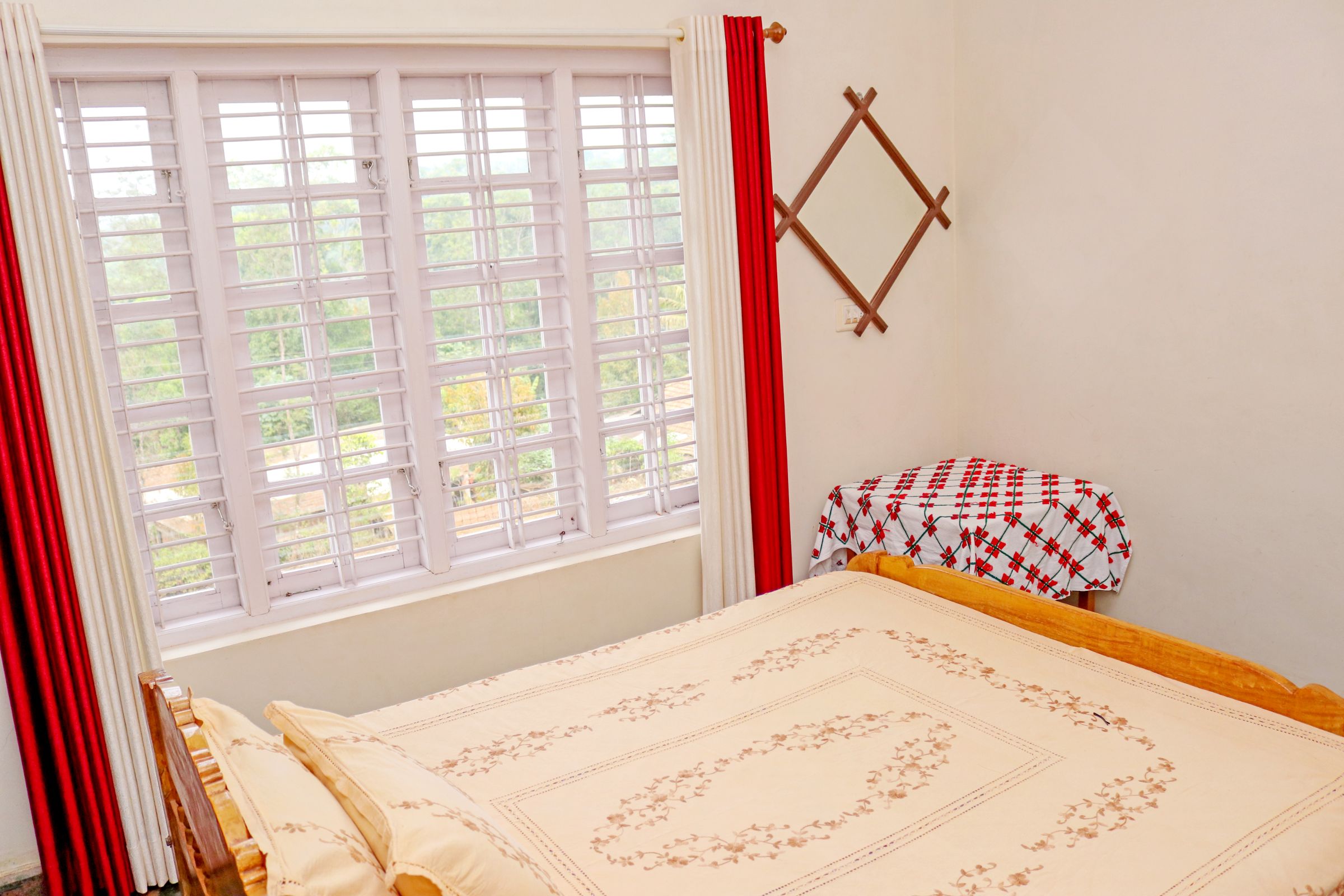 Souparnika homestay - Tap to explore photos