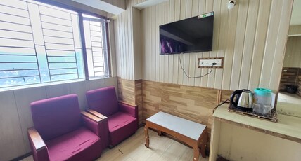 Lhonark Lezer Room Type - Deluxe Room