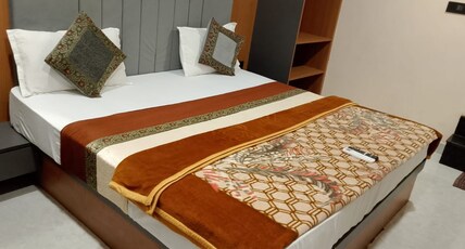 Hotel GRS Palace Room Type - Deluxe Room