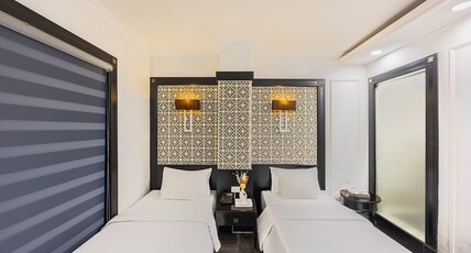 A25 Premium Hotel - 06 Truong Dinh Room Type - Superior Twin