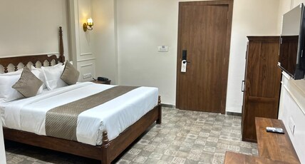 Hotel Amico Inn Room Type - Executive Room