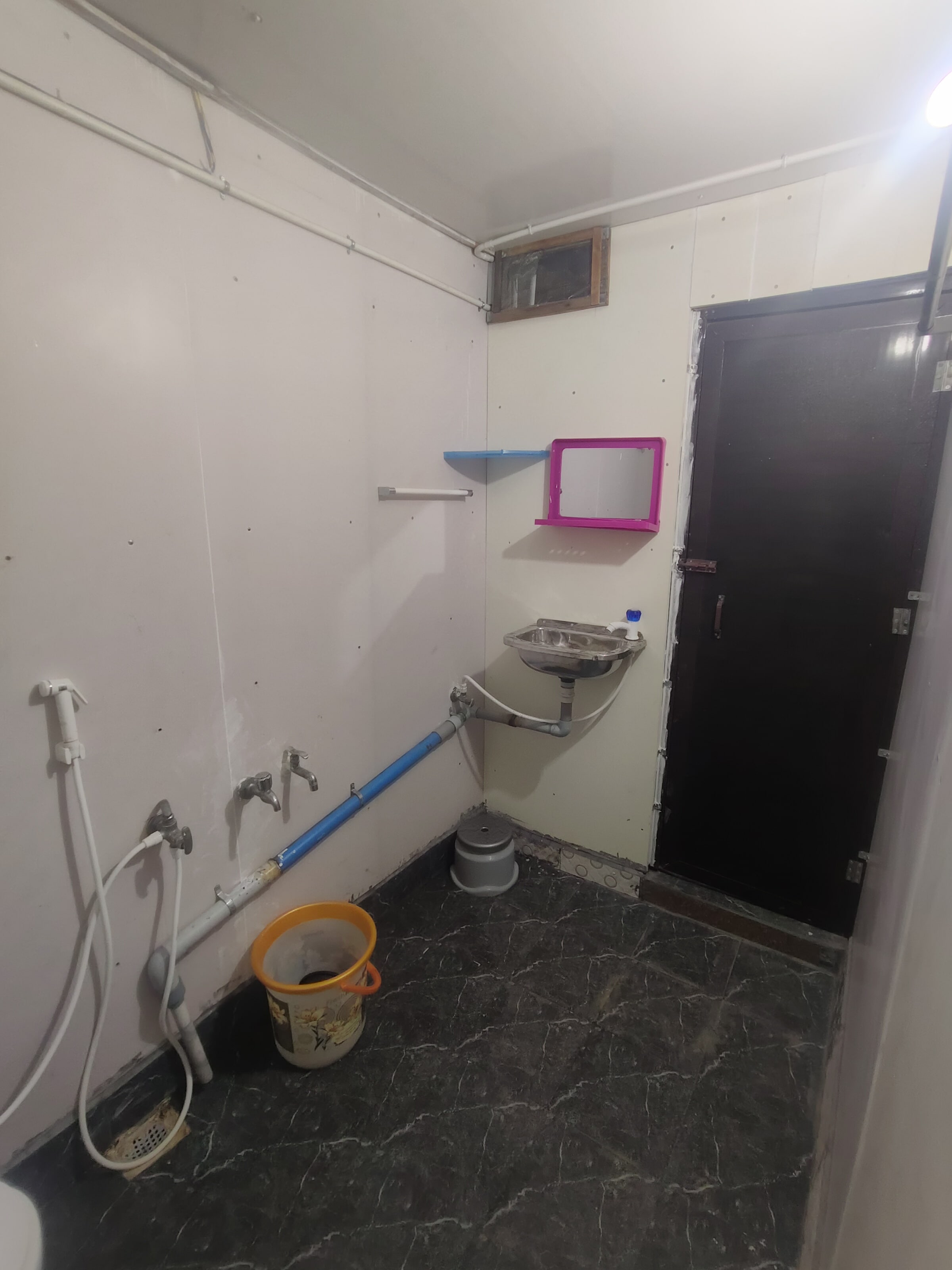 Linga Classic HomeStay - Tap to explore photos