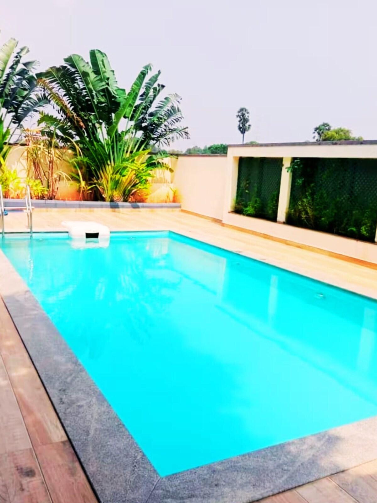 2BHK Private Villa with WiFi Parking - Tap to explore photos