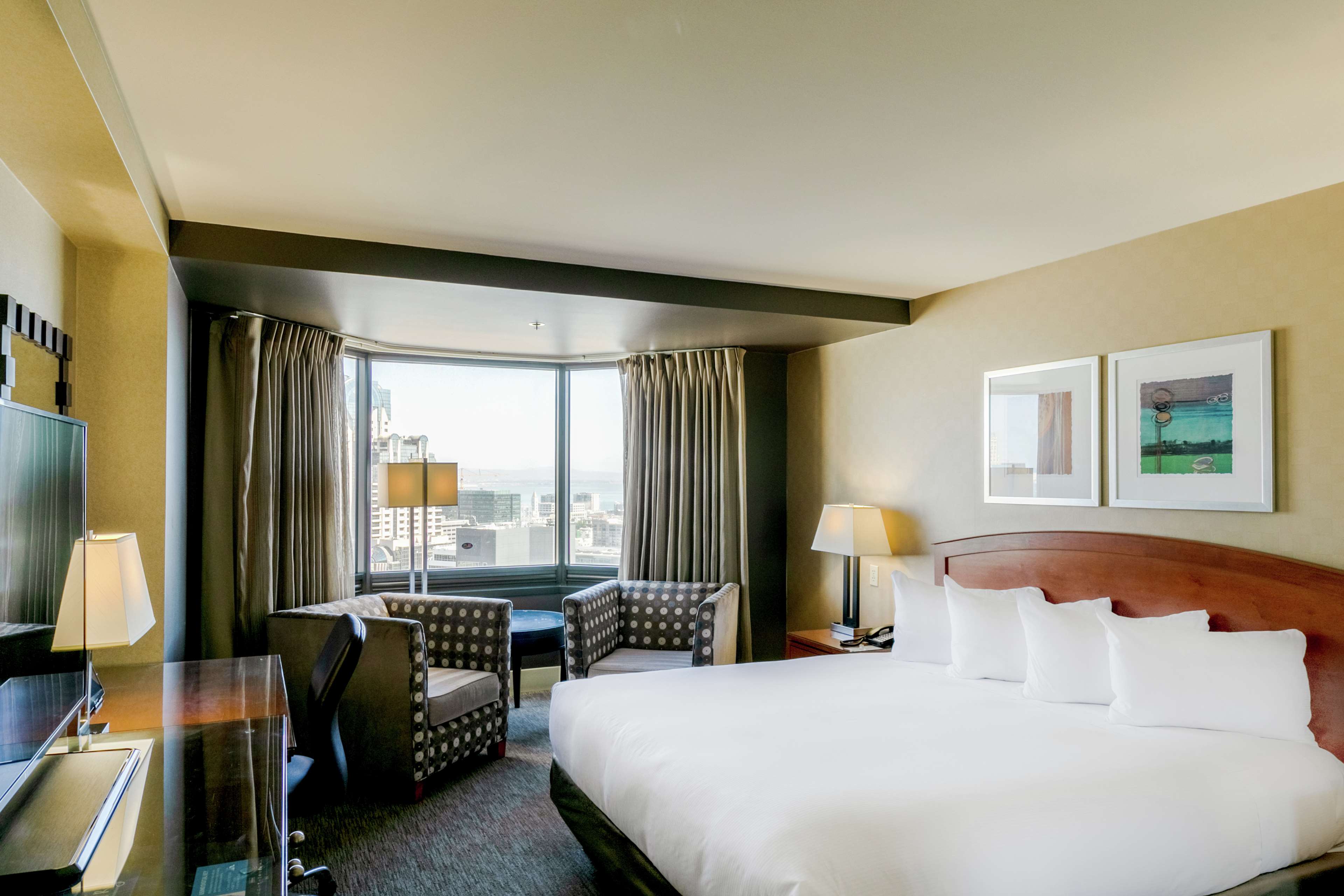 Parc 55 San Francisco - A Hilton Hotel - Tap to explore photos