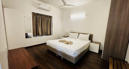 The Woods Room Type - Orchard Villa with Pool and Balcony (4 Bedroom)