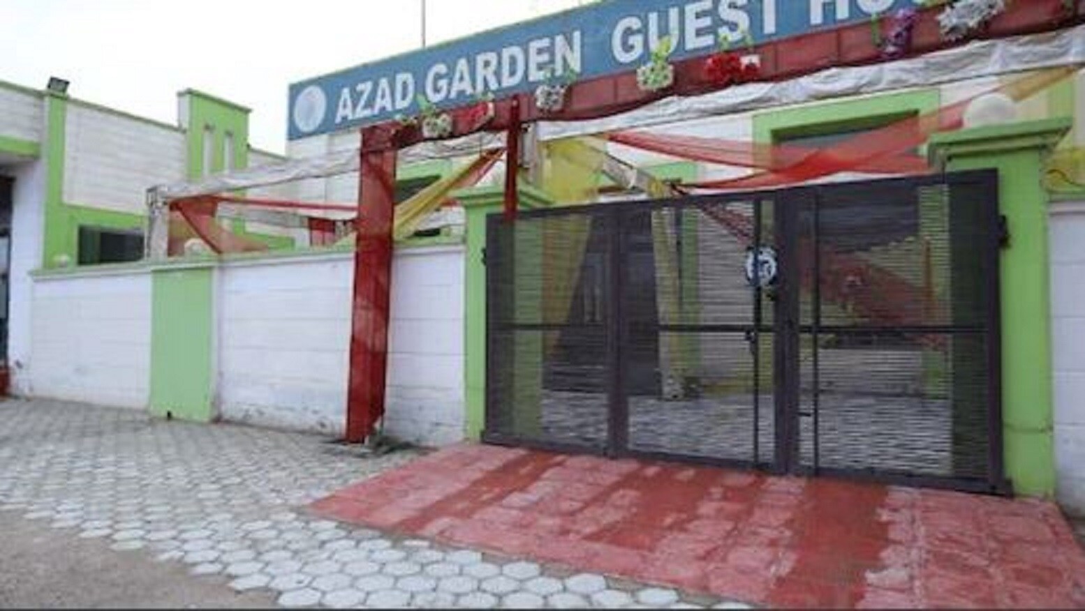 AZAD GARDEN - Tap to explore photos