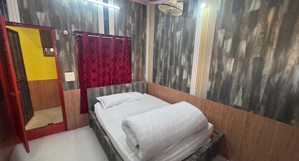 Jaan Hotel and Restaurant Room Type - Standard Room 15 with Detach washroom