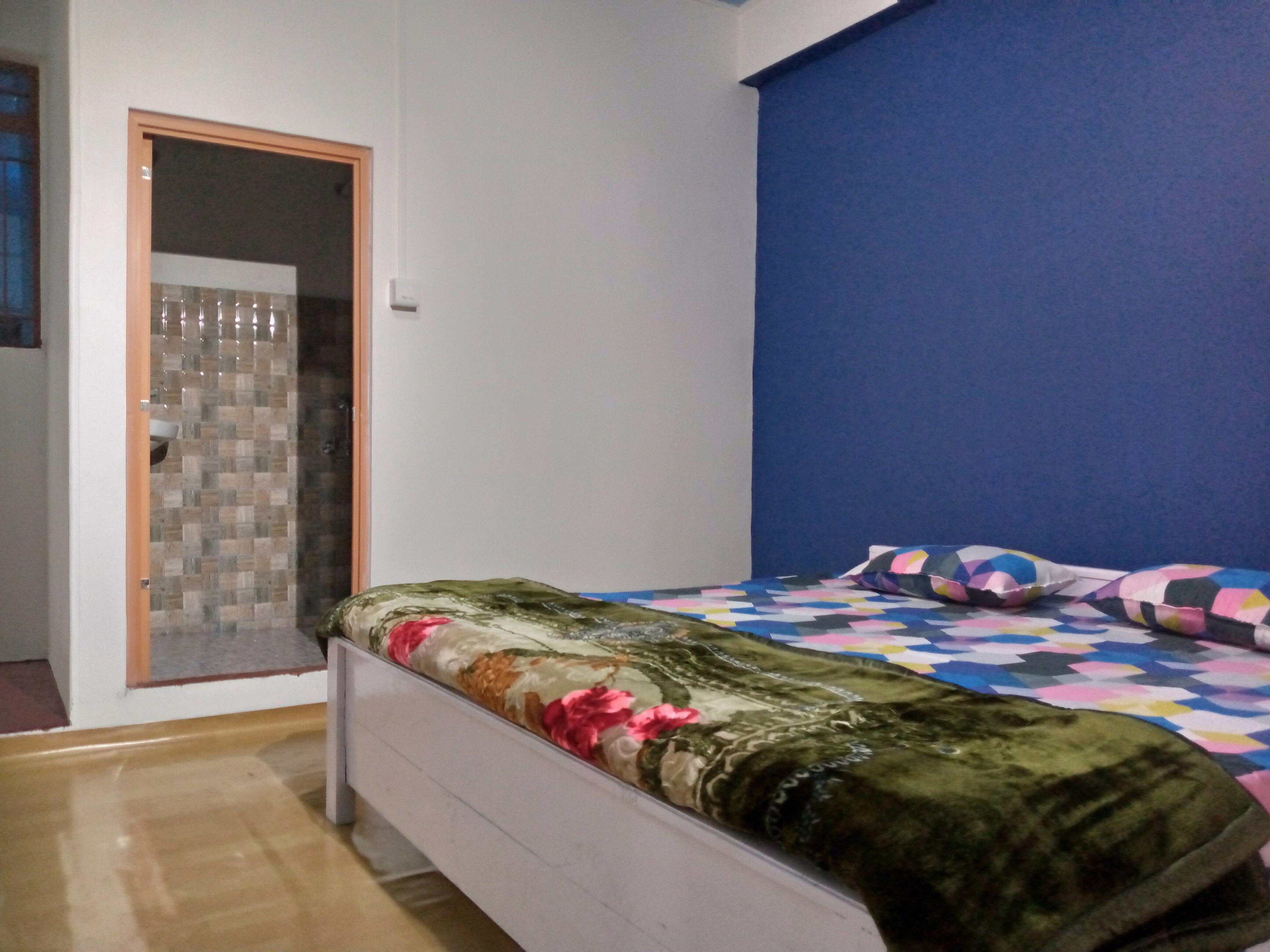 E E Norsi Homestay - Tap to explore photos