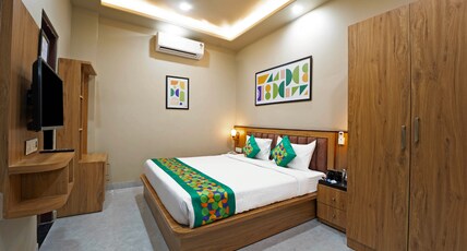 Treebo Fort Mountview Jalmahal Room Type - Standard Room