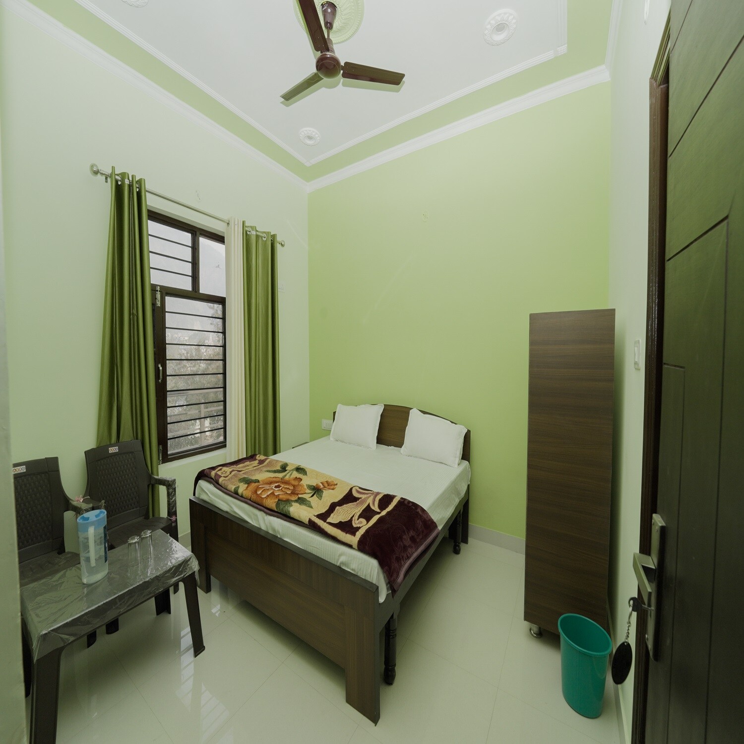 Yog Badri Guest House - Tap to explore photos