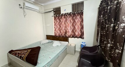 Hotel Sapna Room Type - DELUXE NON AC ROOM  (ONLY FAMILY ALLOWED)
