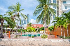 Twin Palms Beachfront Resort Pattaya