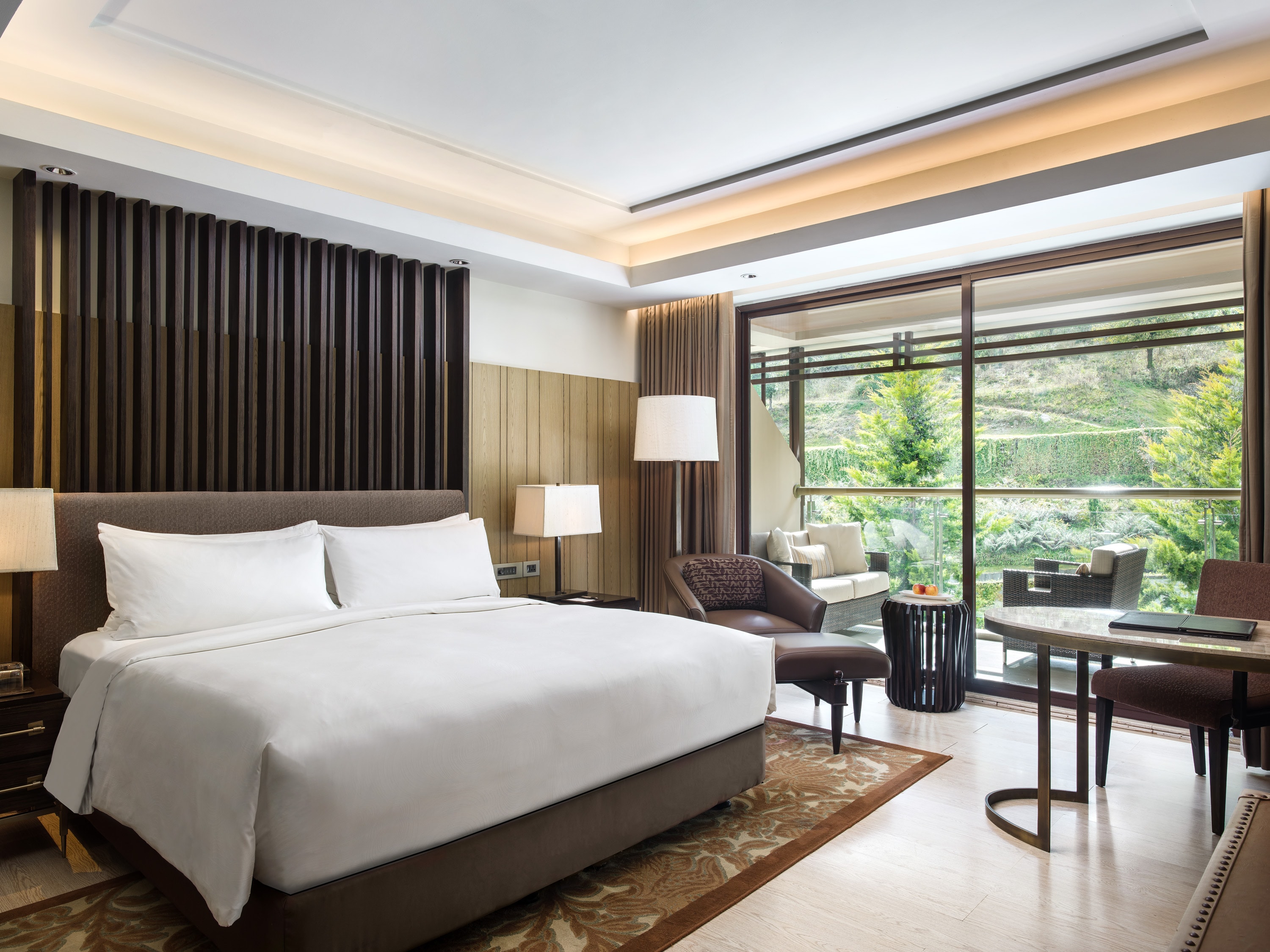 JW Marriott Mussoorie Walnut Grove - Tap to explore photos