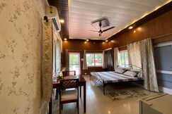 Olive Greens Mountain View Suite