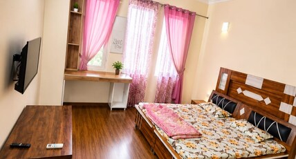 Livnaaz villa Room Type - King room with Garden View And Attached Hall 