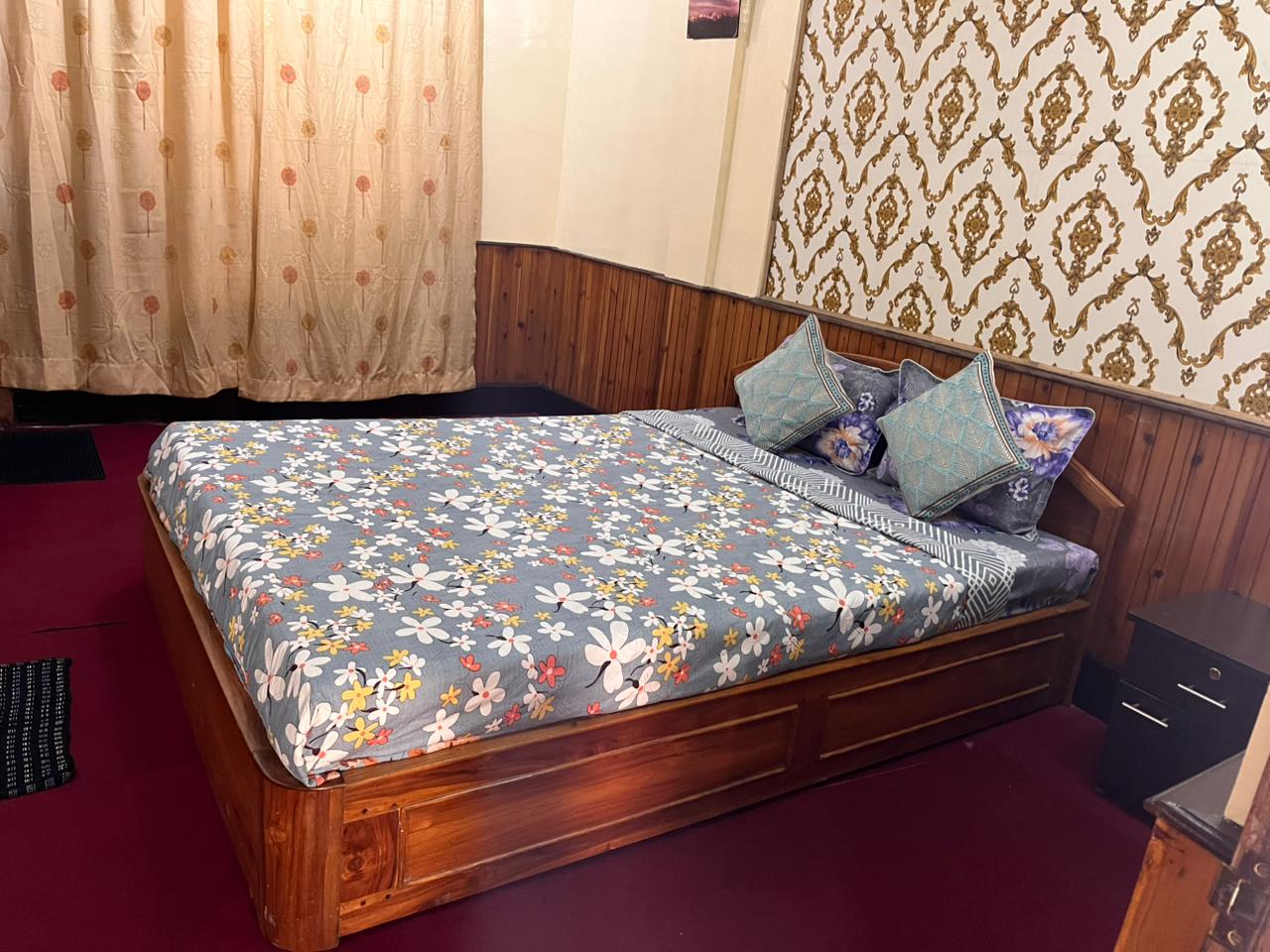 Green hills homestay - Tap to explore photos