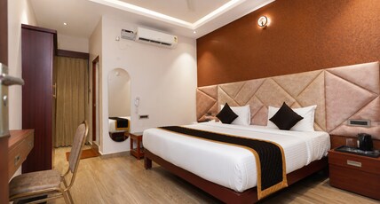 G Grand Inn Room Type - Deluxe room