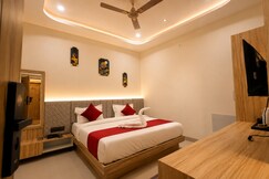 Address of Hotel Indore Inn