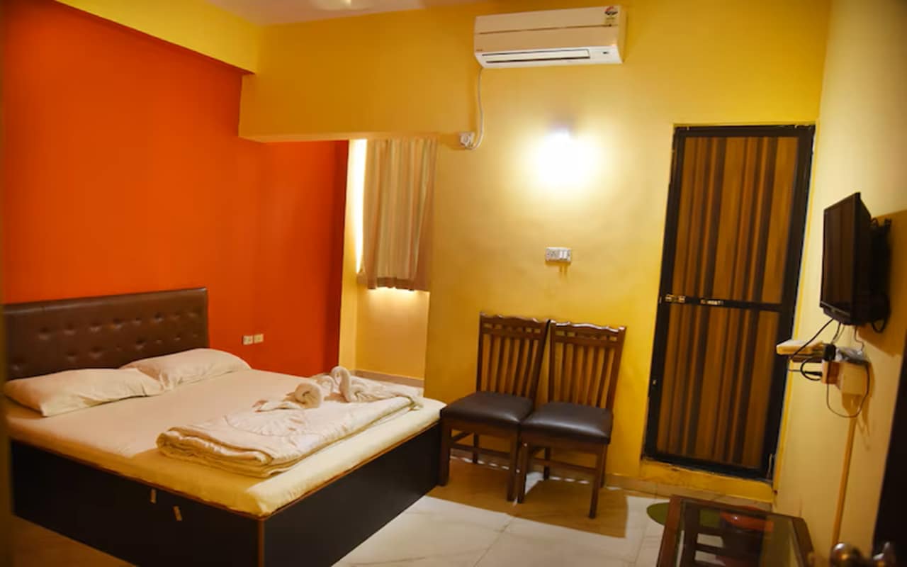 ALFINA GUEST HOUSE - Tap to explore photos