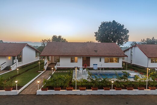 SaffronStays Mariposa by the River Montana