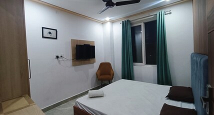 Virasat Homes Room Type - Room 104 - Standard room with shared washroom