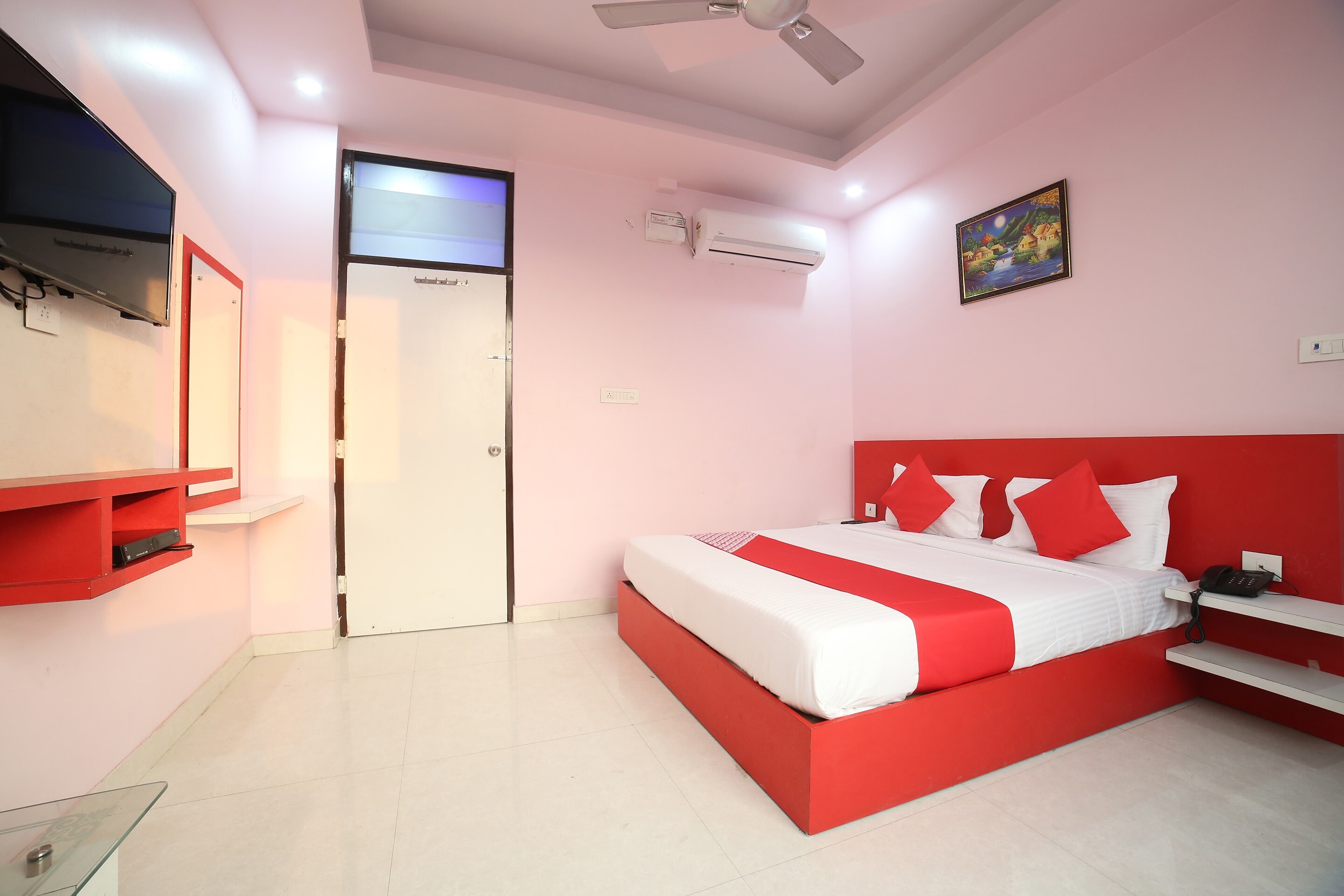 HOTEL O JAI AMBAY INTERNATIONAL - Tap to explore photos