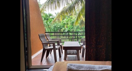 ILIF 2737 Royal Paradise Room Type - Standard Ac with Balcony