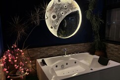 The Pavillion Penthouse in Kp Jaccuzi Pool Table