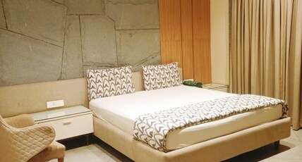 BANANA RESORTS Room Type - Luxury ac room with pool view