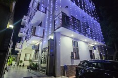 Shri Krishna Divine Dham