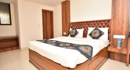 Ganesh Guest House Room Type - Superior AC Ganesh Guest House Room Type - Superior AC