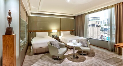 Hilton Sukhumvit Bangkok Room Type - TWIN JUNIOR SUITE