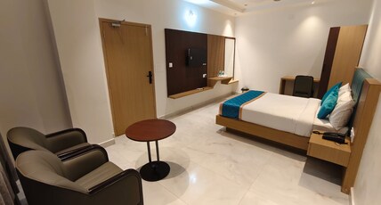 HOTEL BLOOM Room Type - Suite Room