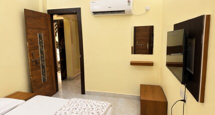 Hotel Om Stay Room Type - Double Bed AC Room