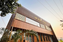 Address of The Golden Plaza