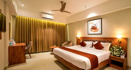 Hotel grand aria Room Type - Deluxe room