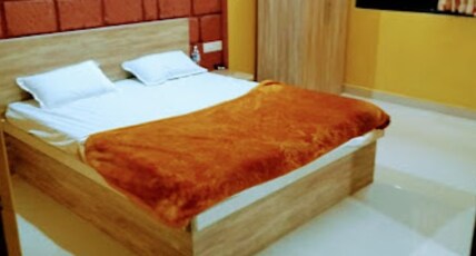Hotel Vishwasanskruti Ratnagiri Room Type - Deluxe