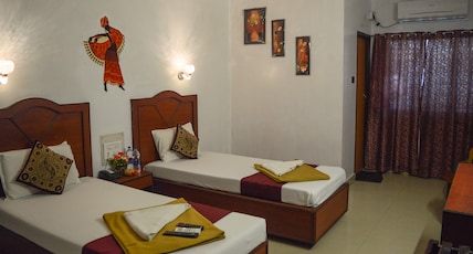 Mallika Residency, near US Consulate. Room Type - DELUXE DOUBLE AC Mallika Residency, near US Consulate. Room Type - DELUXE DOUBLE AC