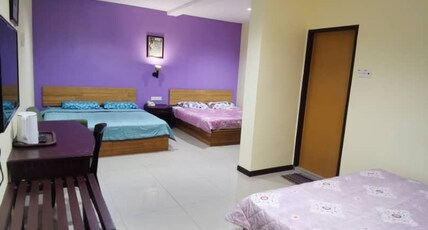 Hotel O Pavilion Inn Hotel Room Type - Executive Suite Family Hotel O Pavilion Inn Hotel Room Type - Executive Suite Family